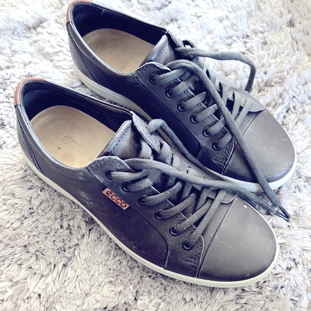 Ecco Leather Sneakers 39 Gray